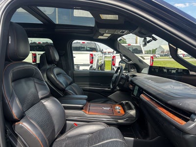 2025 Lincoln Navigator Black Label