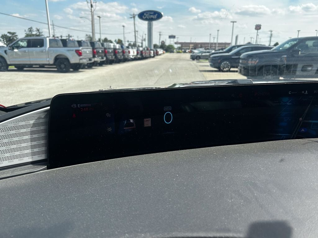 2025 Lincoln Navigator Black Label