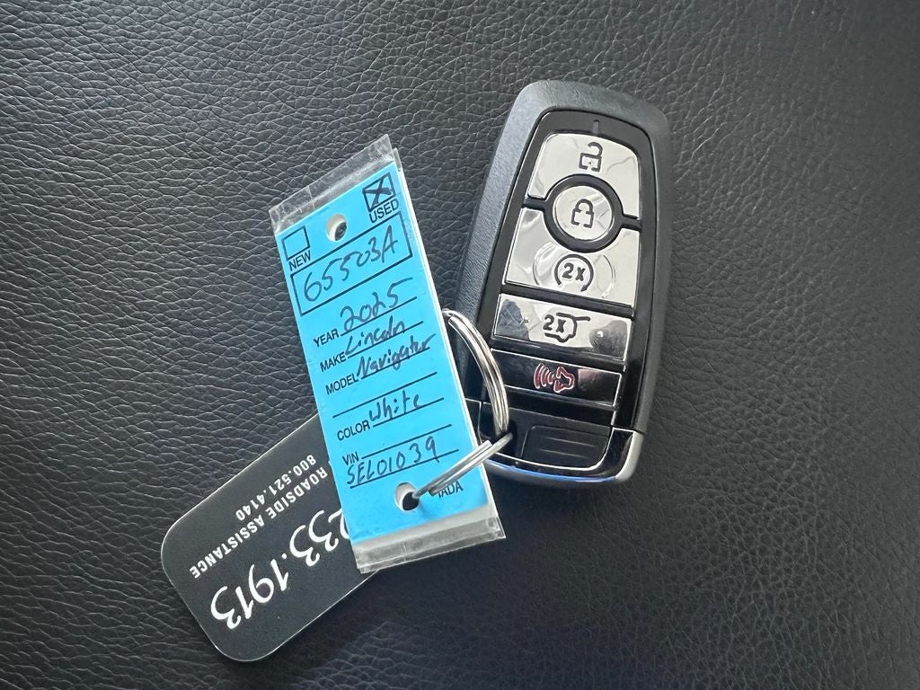 2025 Lincoln Navigator L Reserve