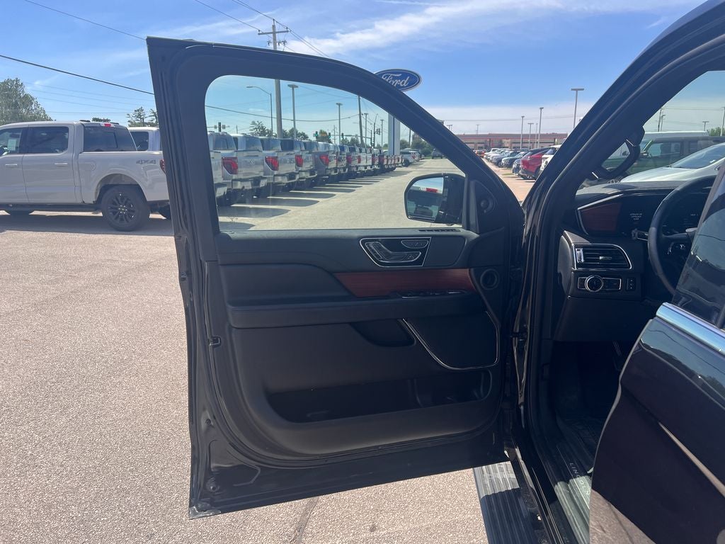 2021 Lincoln Navigator L Reserve