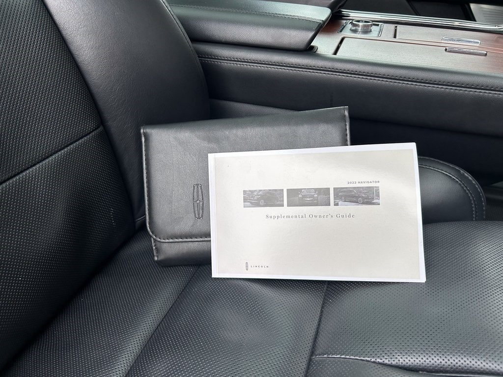 2022 Lincoln Navigator L Reserve