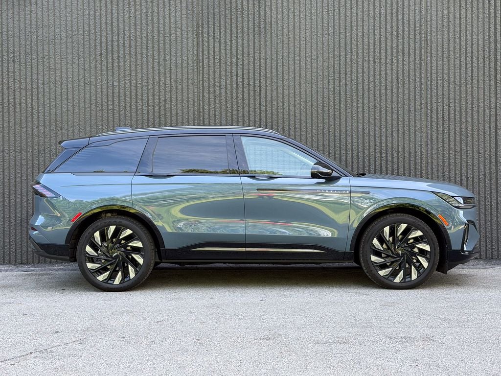 2026 Lincoln Nautilus Reserve