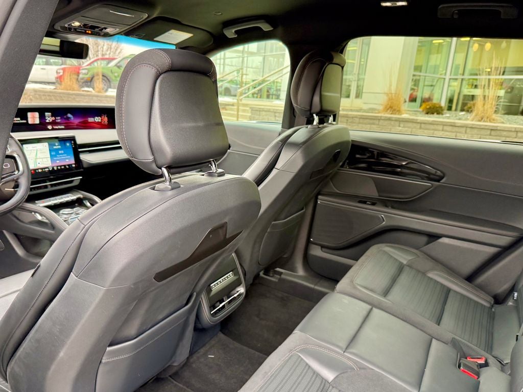 2024 Lincoln Nautilus Reserve