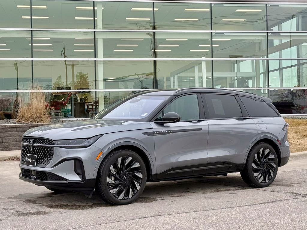 2024 Lincoln Nautilus Reserve