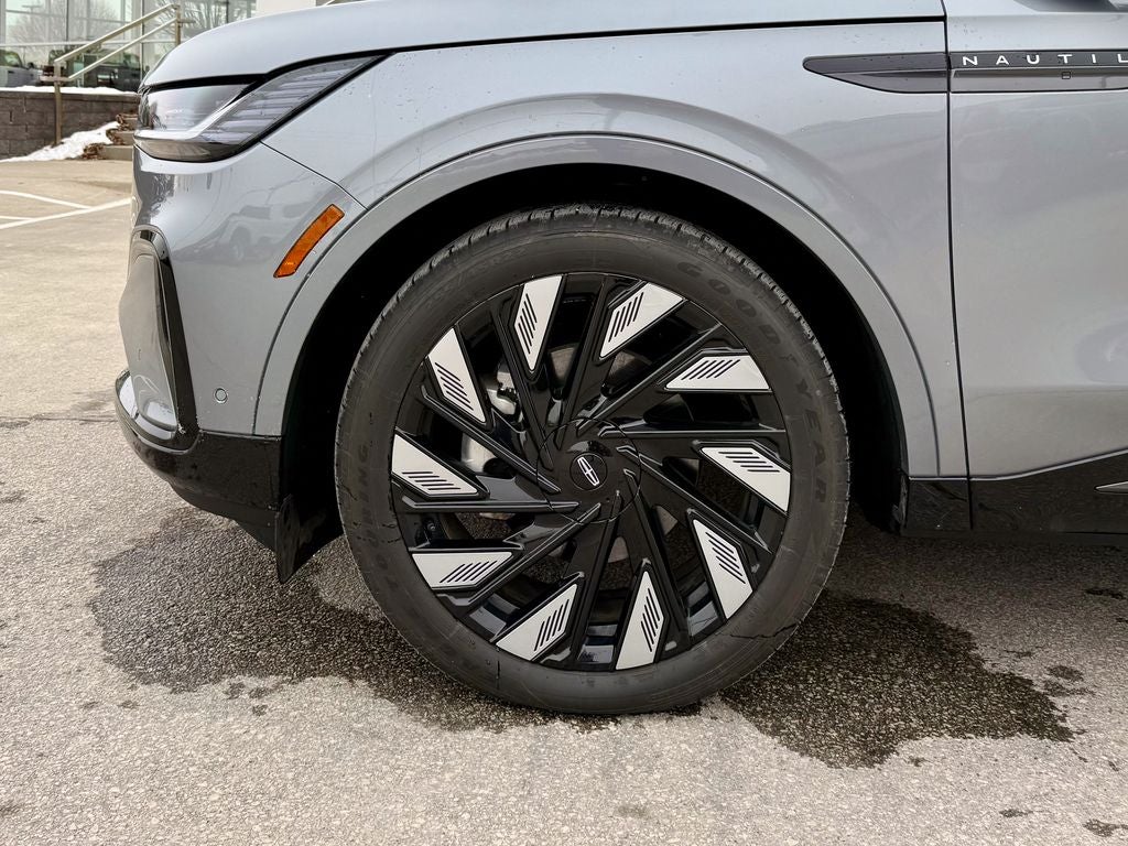 2024 Lincoln Nautilus Reserve