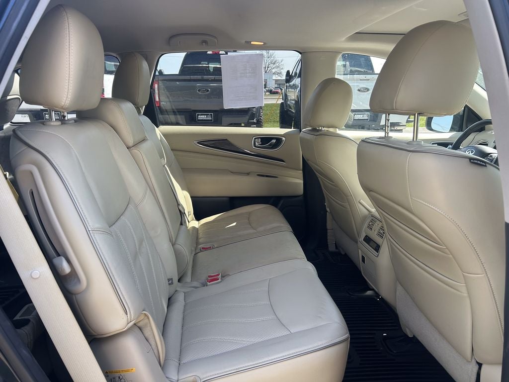 2016 INFINITI QX60 Base
