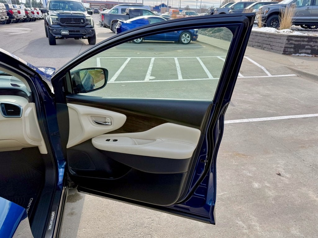 2022 Nissan Murano Platinum