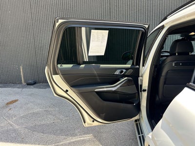 2023 BMW X7 xDrive40i