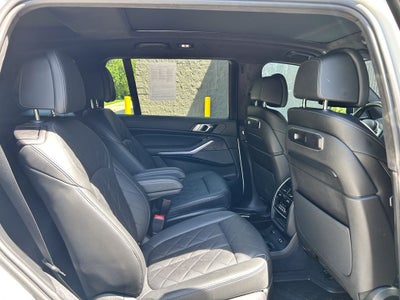 2023 BMW X7 xDrive40i