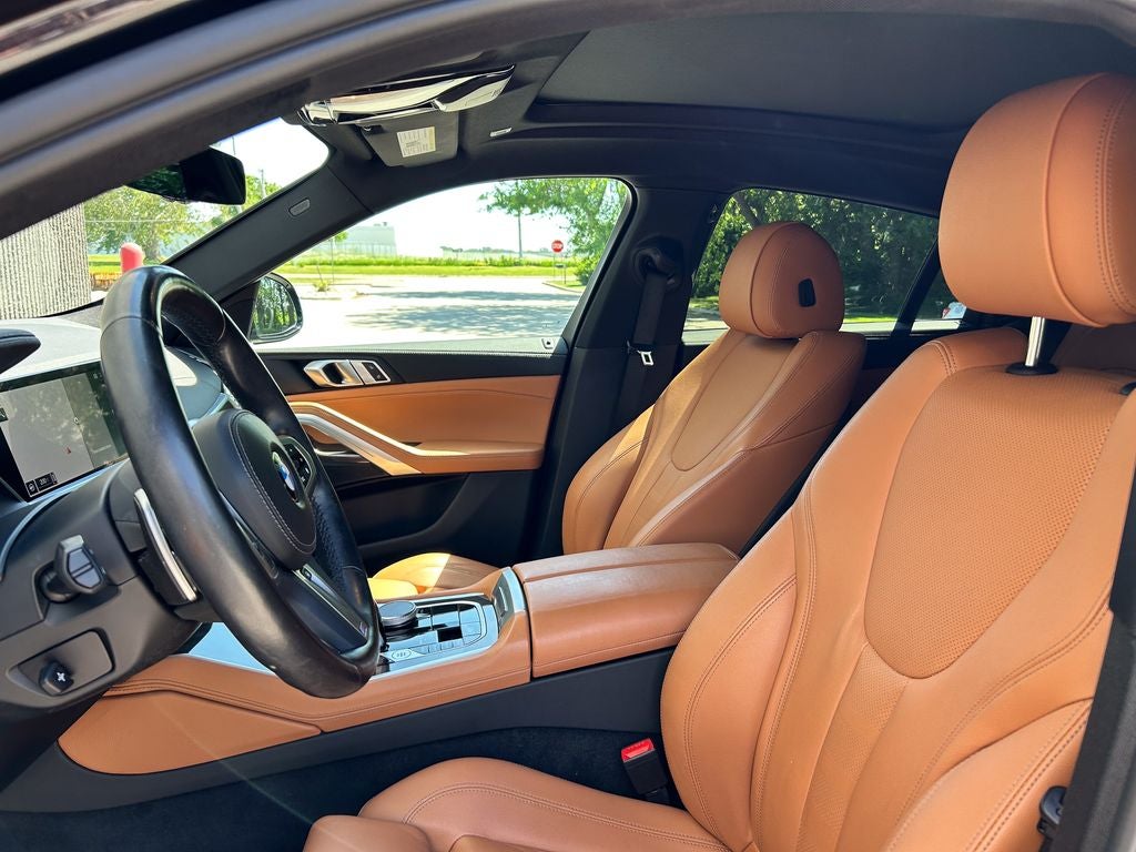 2022 BMW X6 xDrive40i