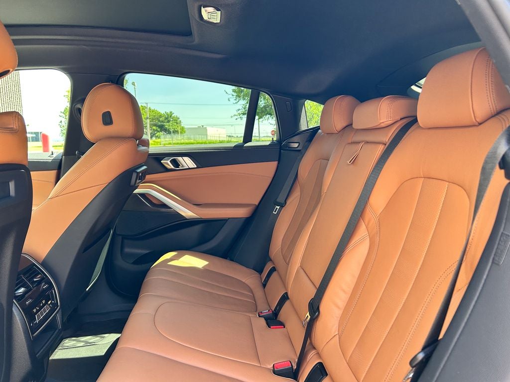 2022 BMW X6 xDrive40i