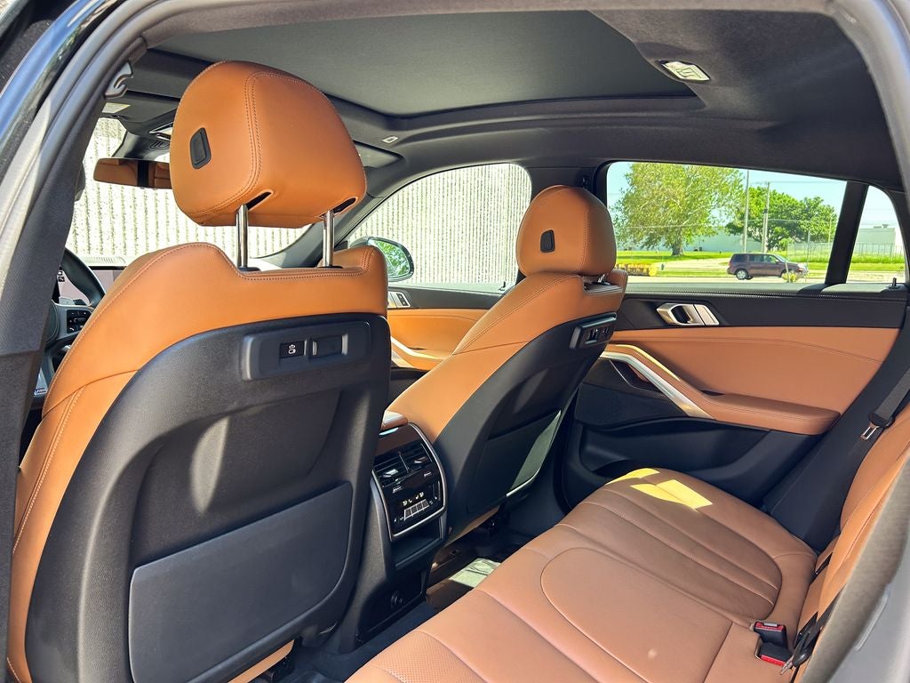 2022 BMW X6 xDrive40i