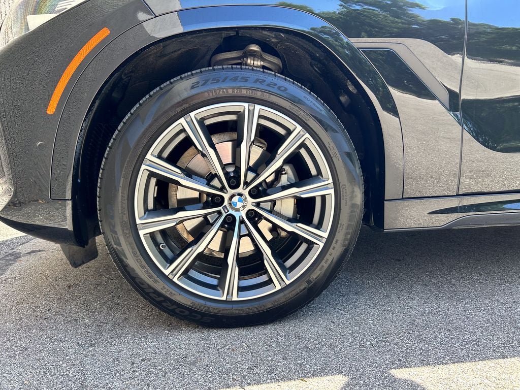 2022 BMW X6 xDrive40i