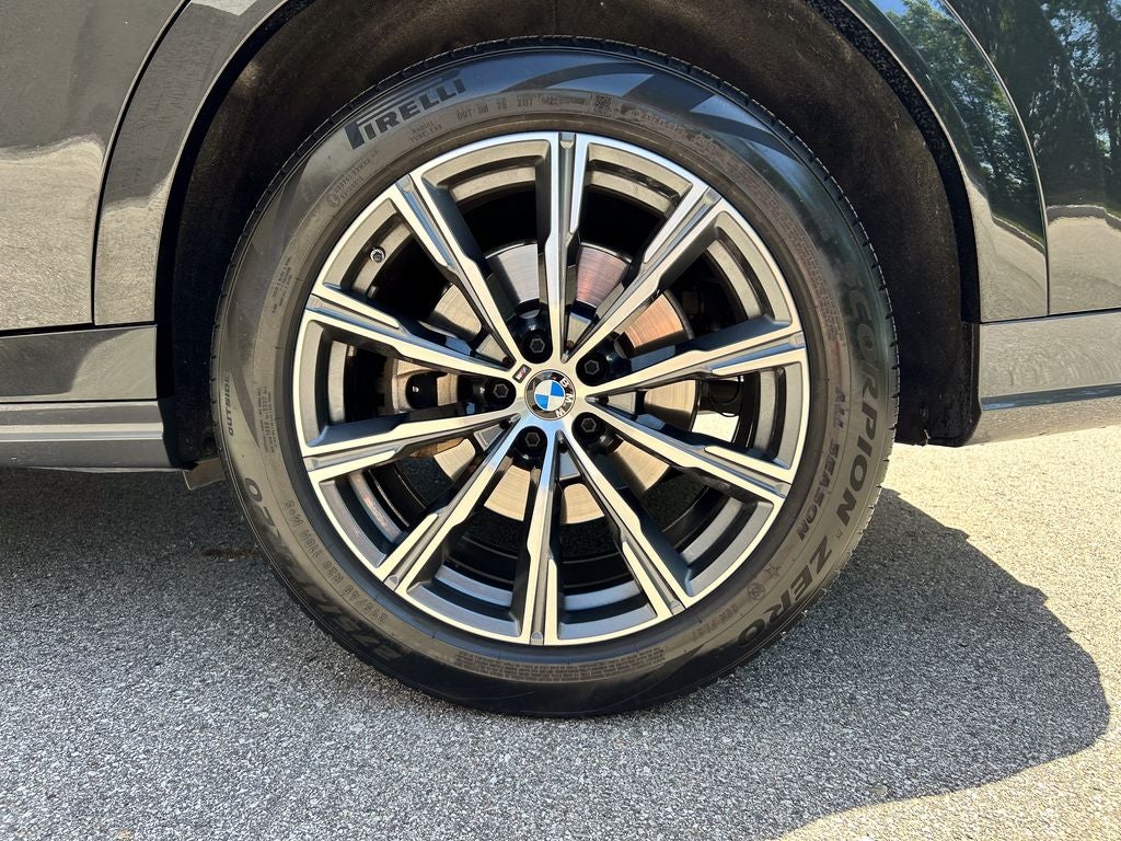 2022 BMW X6 xDrive40i