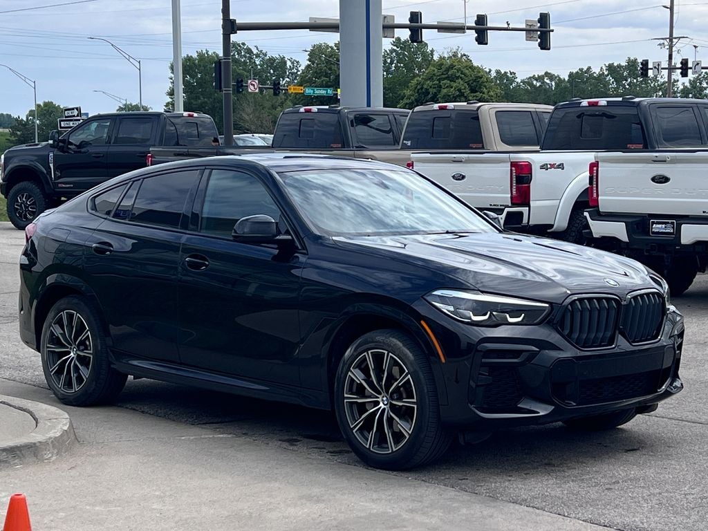 2022 BMW X6 xDrive40i