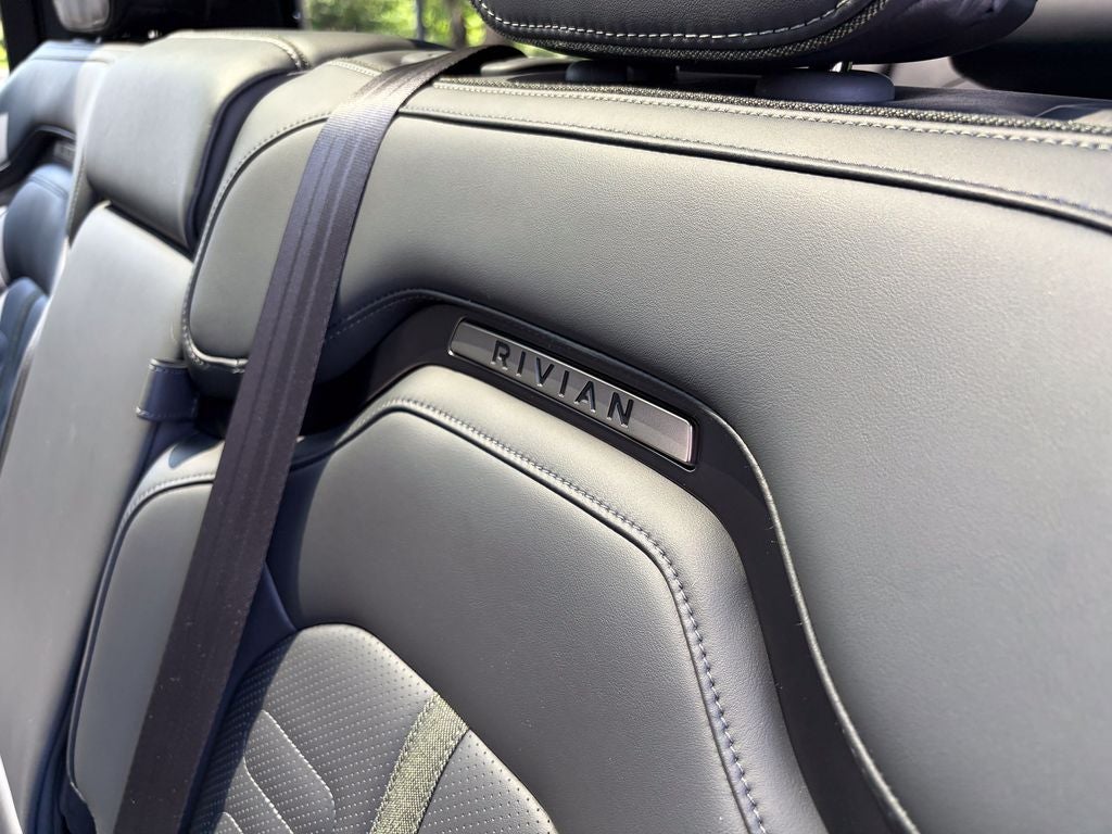 2026 Rivian R1S Performance Dual Motor Large Pack