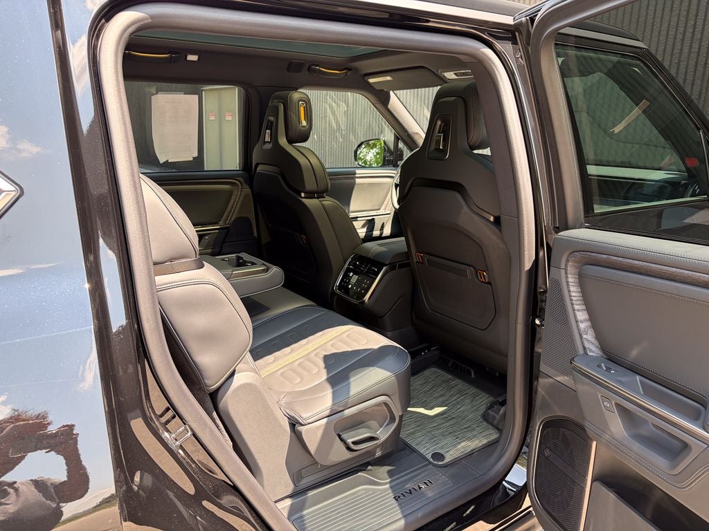 2026 Rivian R1S Performance Dual Motor Large Pack