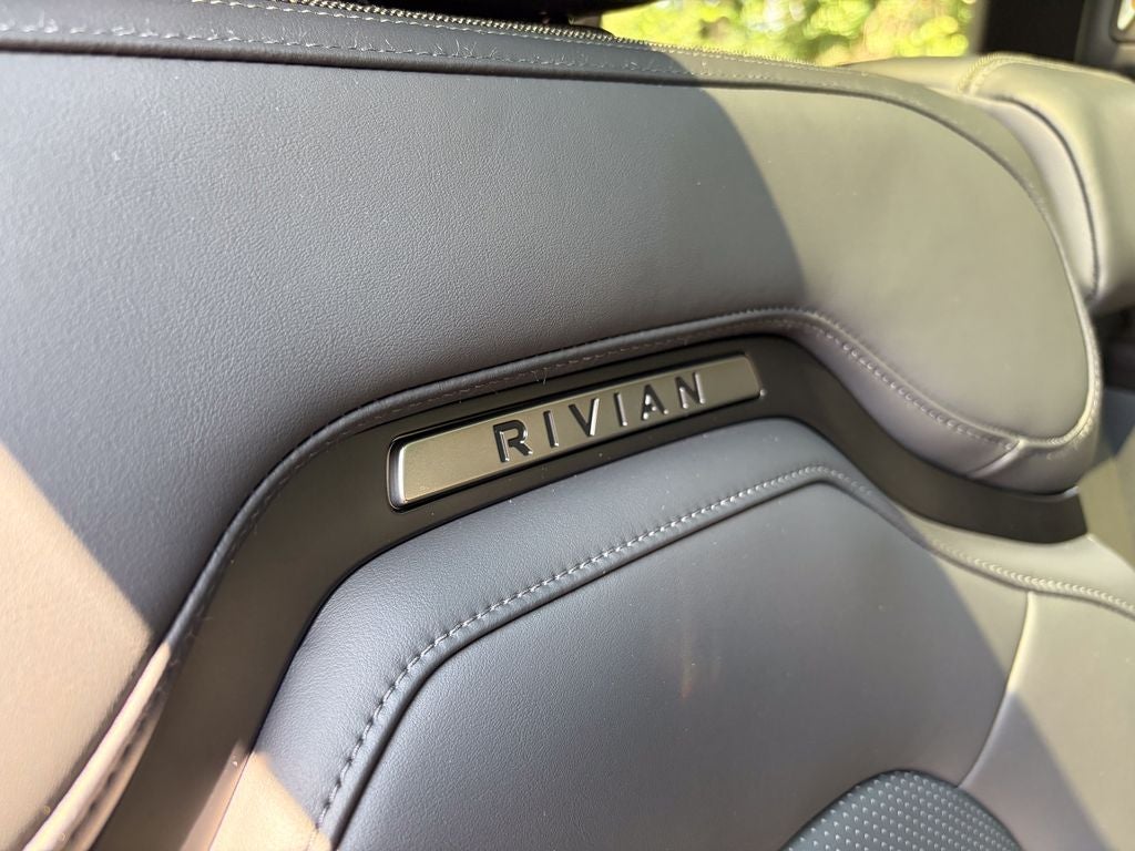 2026 Rivian R1S Performance Dual Motor Large Pack