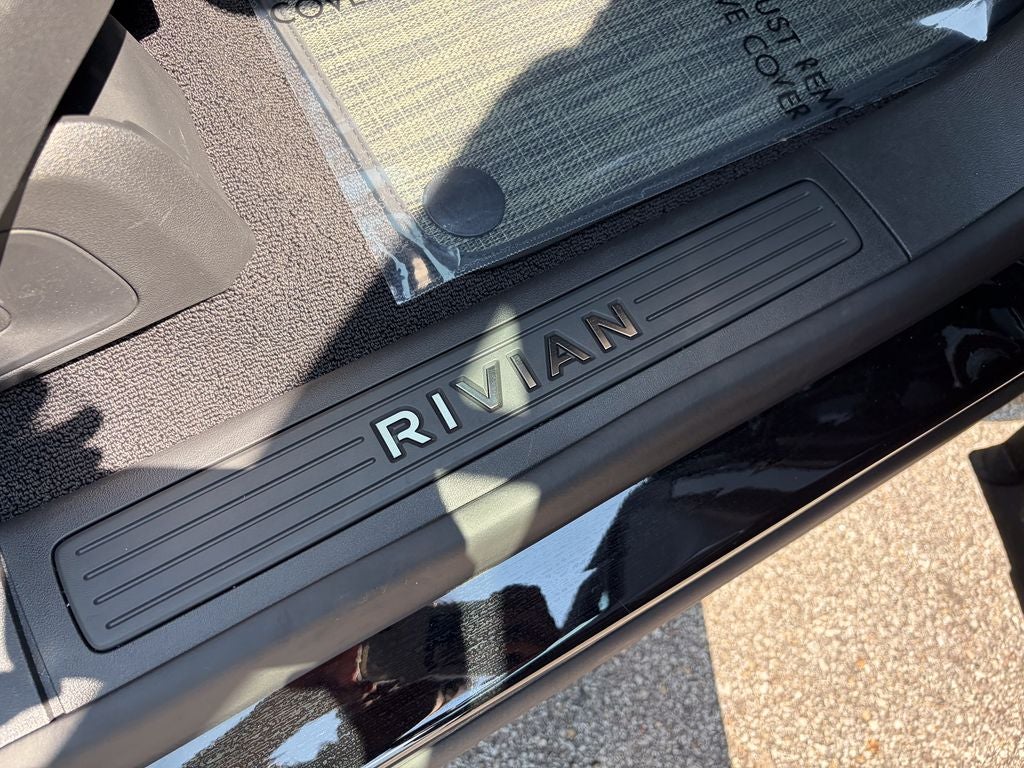 2026 Rivian R1S Performance Dual Motor Large Pack