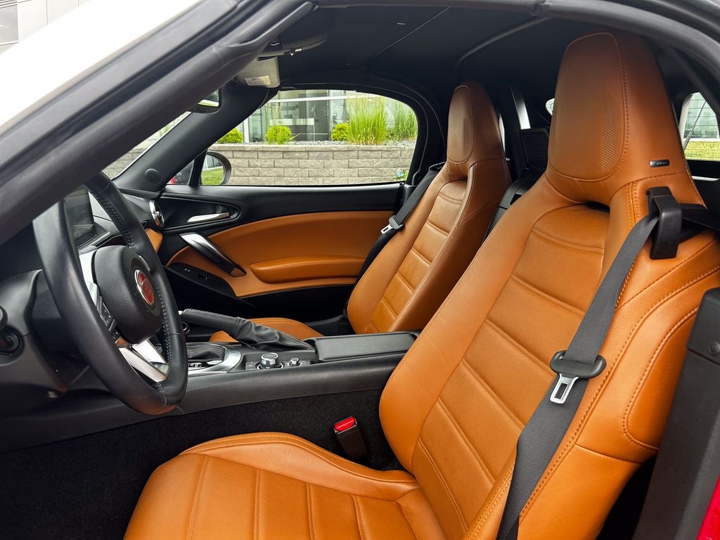 2017 FIAT 124 Spider Lusso