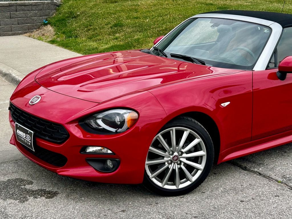 2017 FIAT 124 Spider Lusso