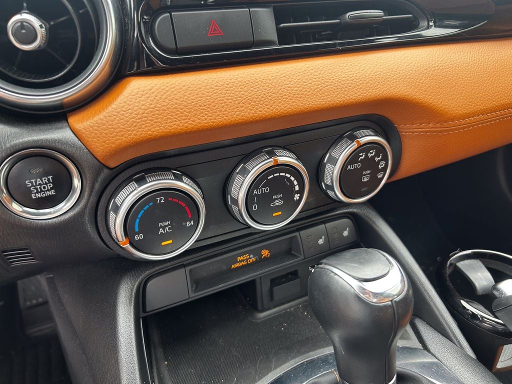 2017 FIAT 124 Spider Lusso