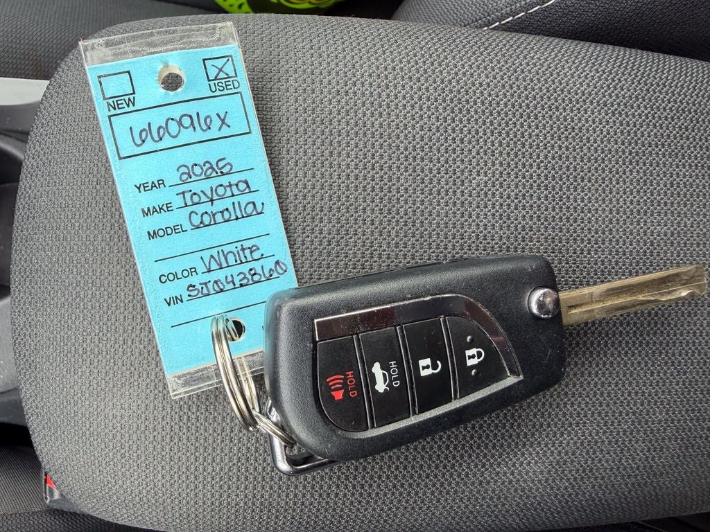 2025 Toyota Corolla Hybrid LE