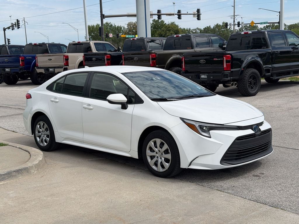 2025 Toyota Corolla Hybrid LE