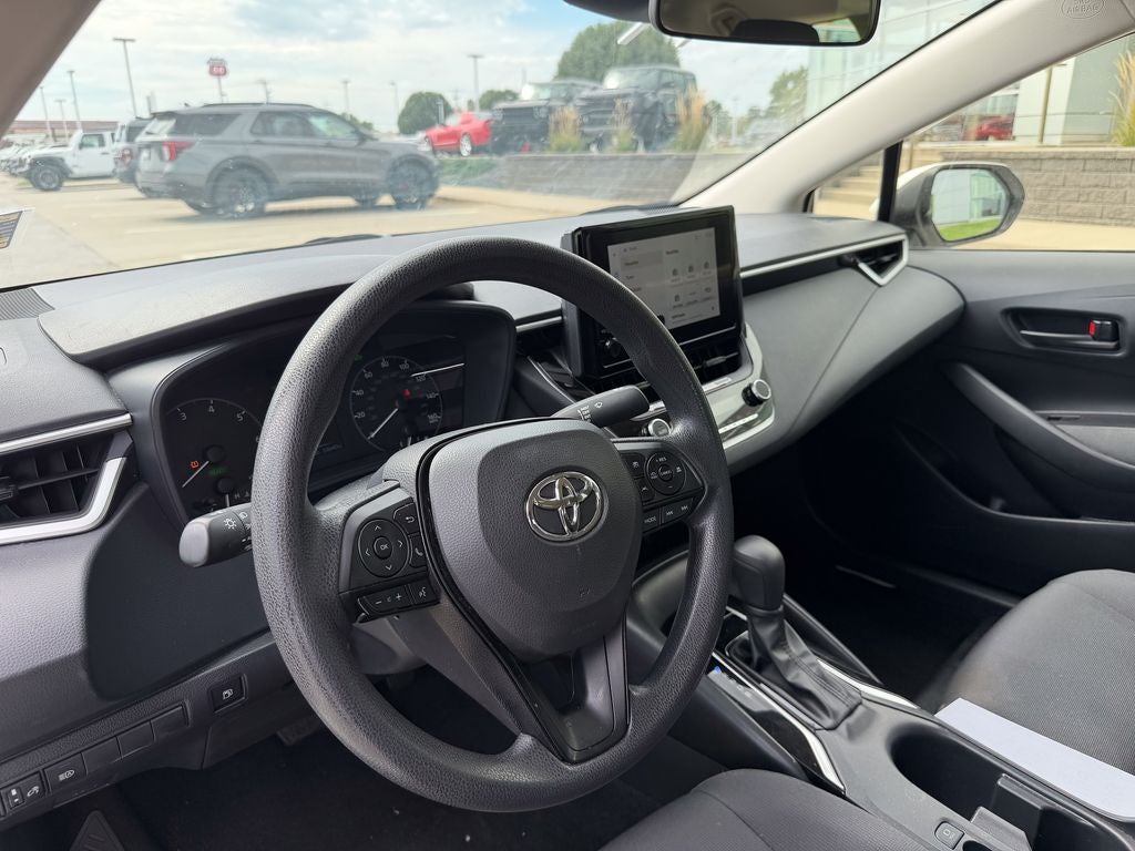 2025 Toyota Corolla Hybrid LE