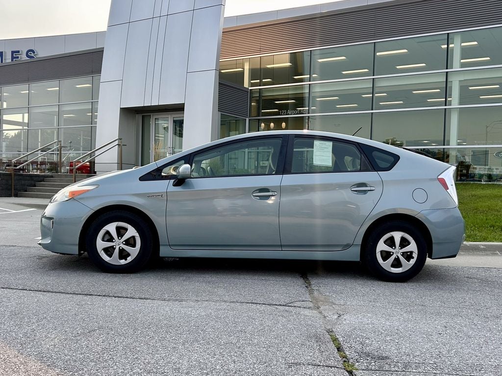 2013 Toyota Prius Two