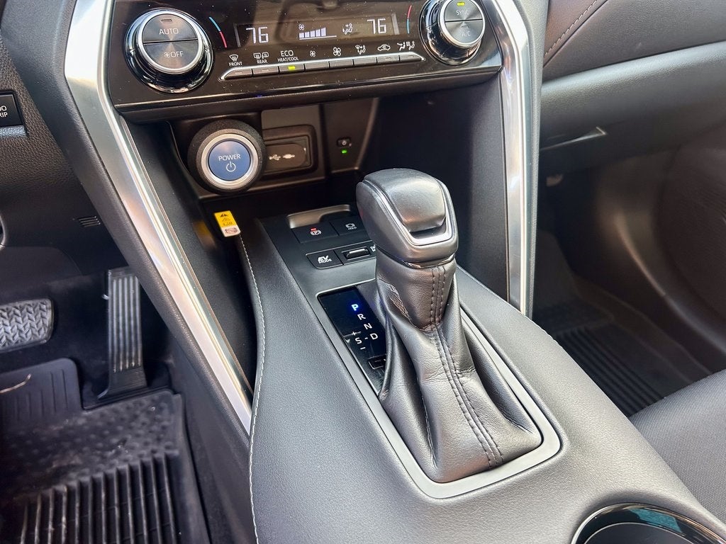 2021 Toyota Venza LE