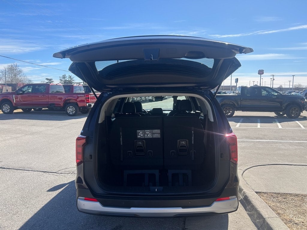 2025 Kia Carnival LXS