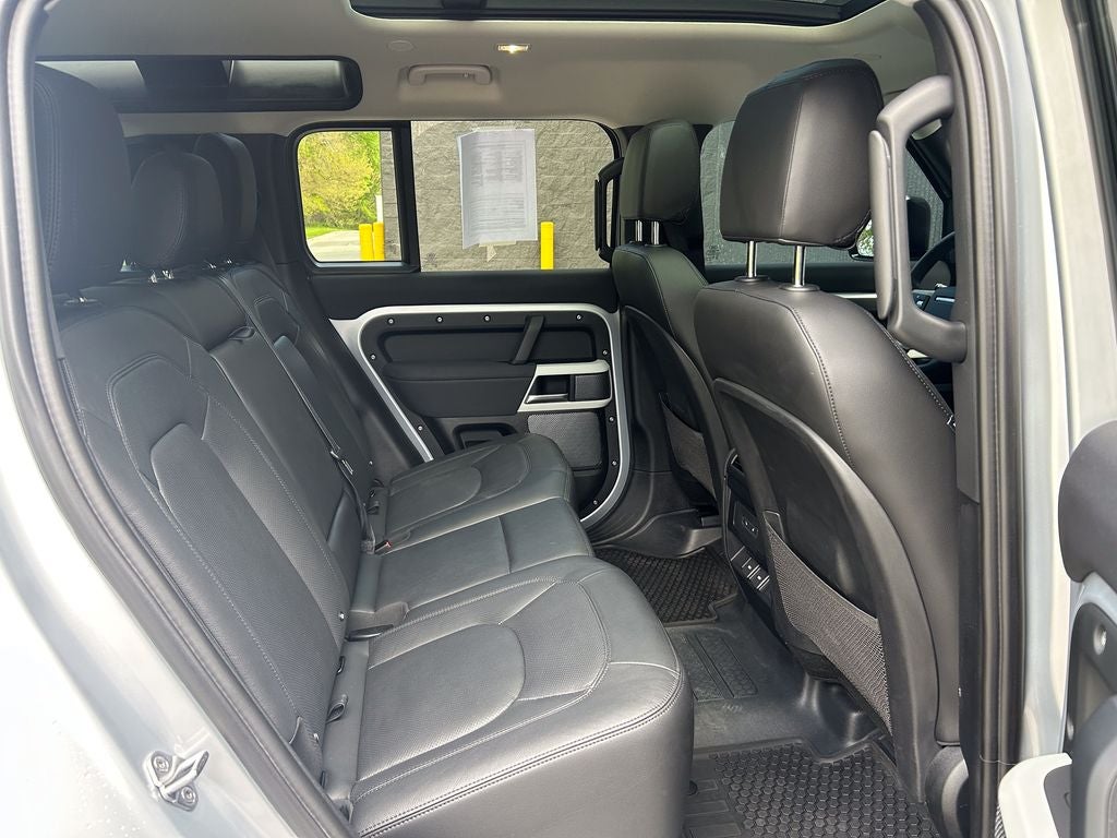 2023 Land Rover Defender 110 S