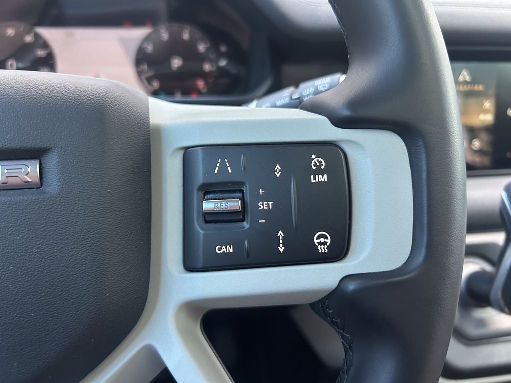 2023 Land Rover Defender 110 S