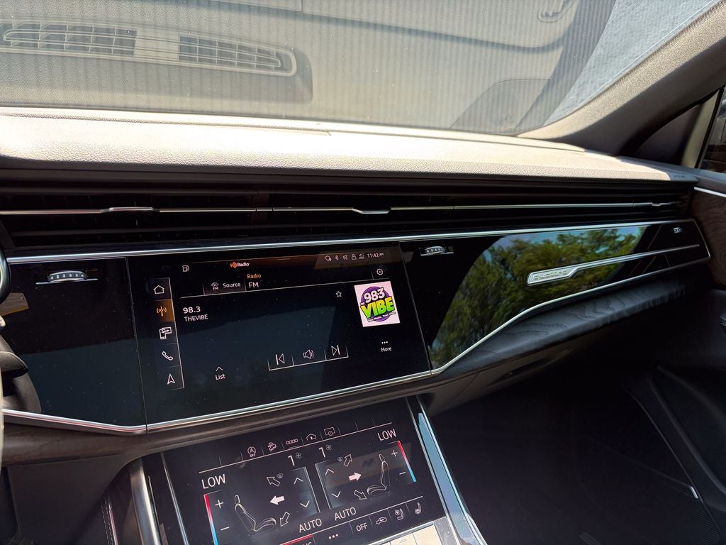 2022 Audi Q8 55 Premium Plus quattro