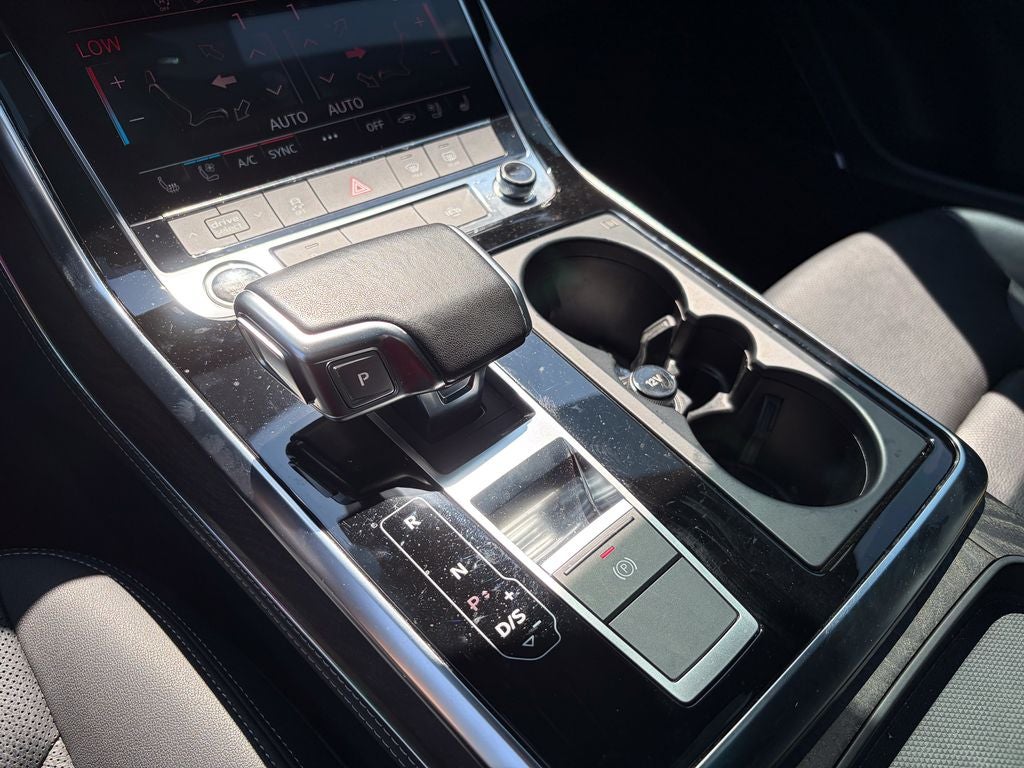 2022 Audi Q8 55 Premium Plus quattro