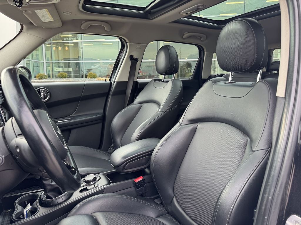 2017 MINI Cooper Countryman ALL4 Base