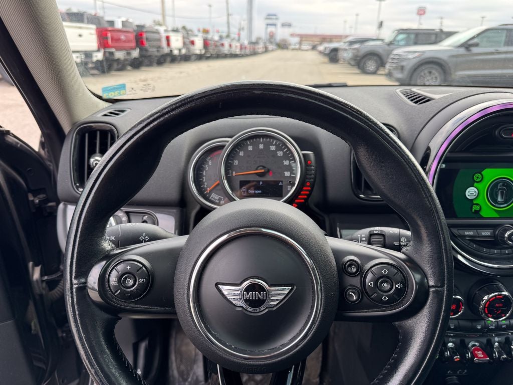 2017 MINI Cooper Countryman ALL4 Base
