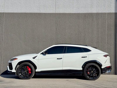 2021 Lamborghini Urus Base