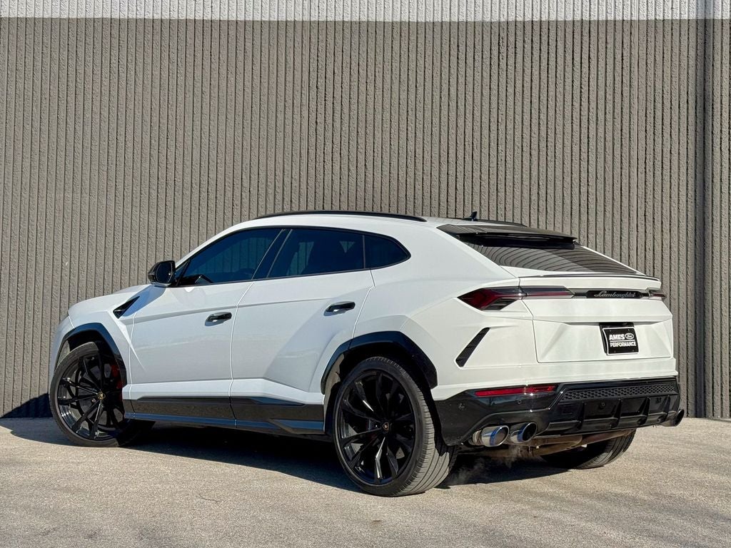 2021 Lamborghini Urus Base