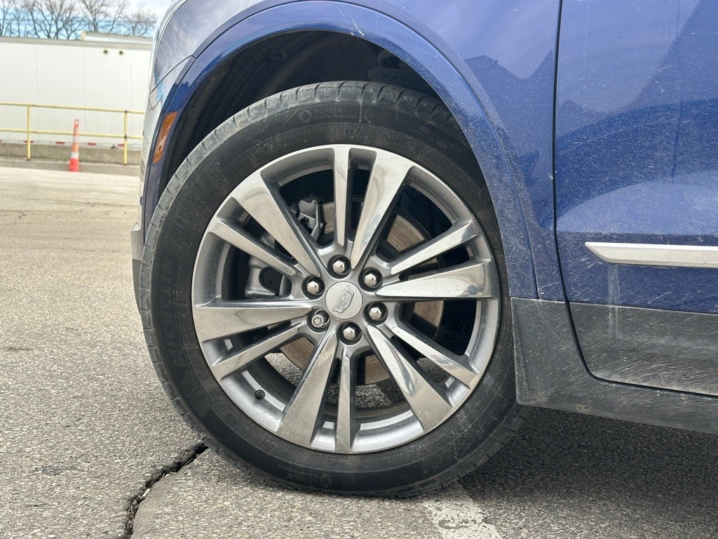 2023 Cadillac XT5 Premium Luxury