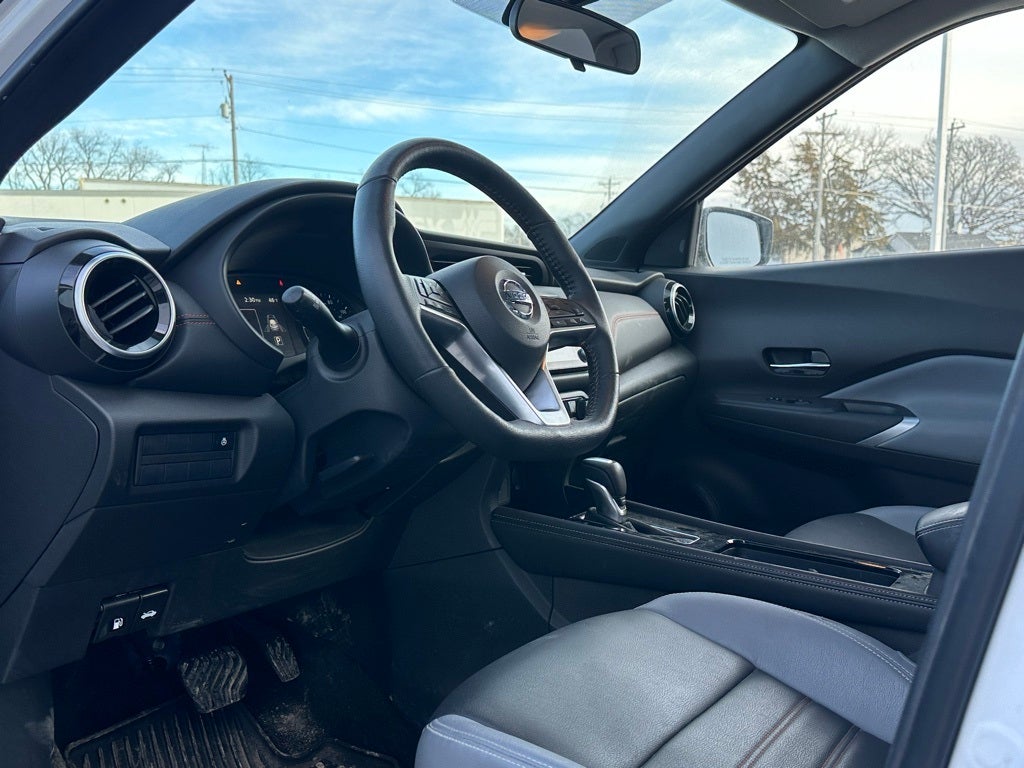 2021 Nissan Kicks SR