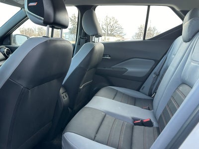 2021 Nissan Kicks SR