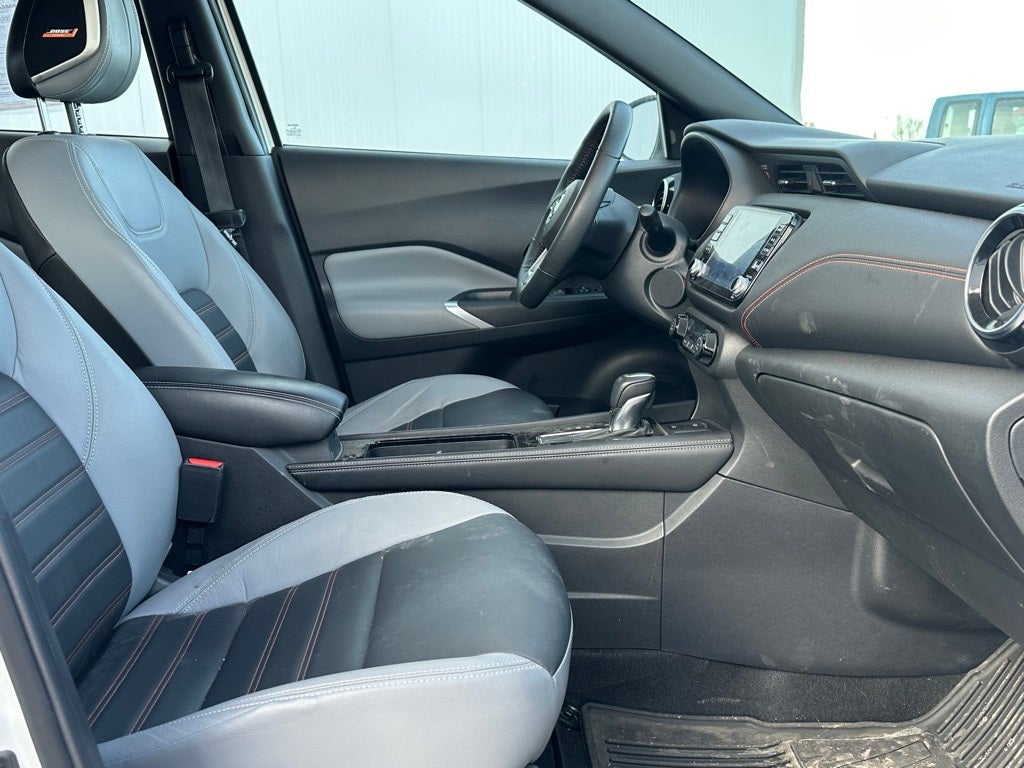 2021 Nissan Kicks SR