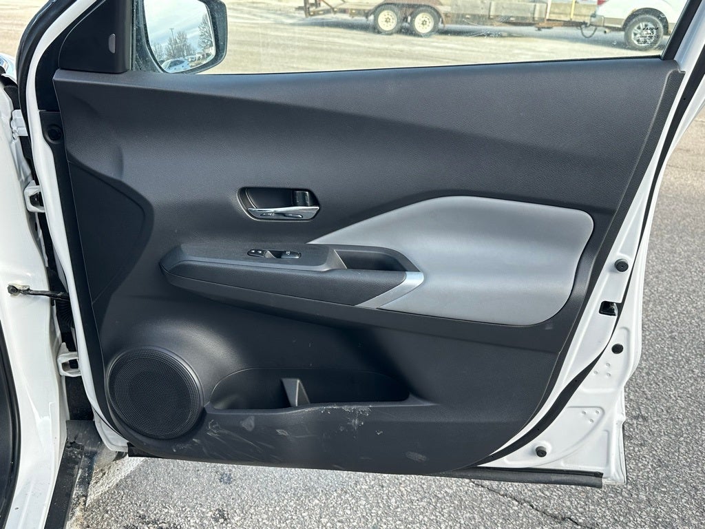 2021 Nissan Kicks SR