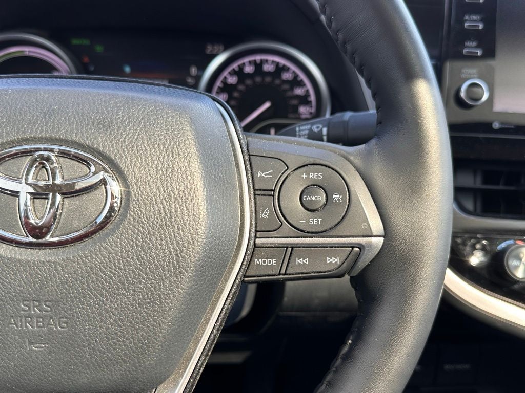 2023 Toyota Camry Hybrid XLE