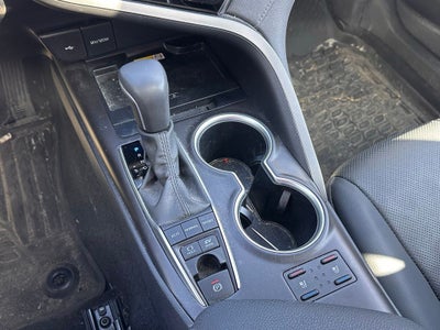 2023 Toyota Camry Hybrid XLE