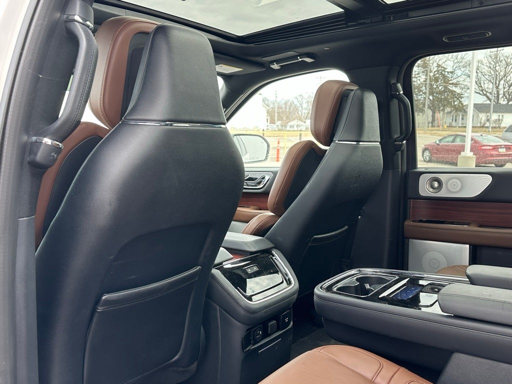 2023 Lincoln Navigator L Reserve