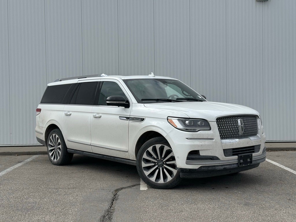 2023 Lincoln Navigator L Reserve