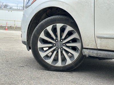 2023 Lincoln Navigator L Reserve